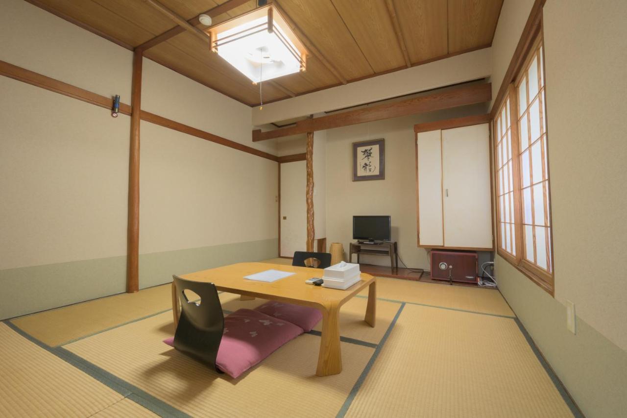 Hotel Shibu Onsen Kadoya Yamanouchi  Exterior foto